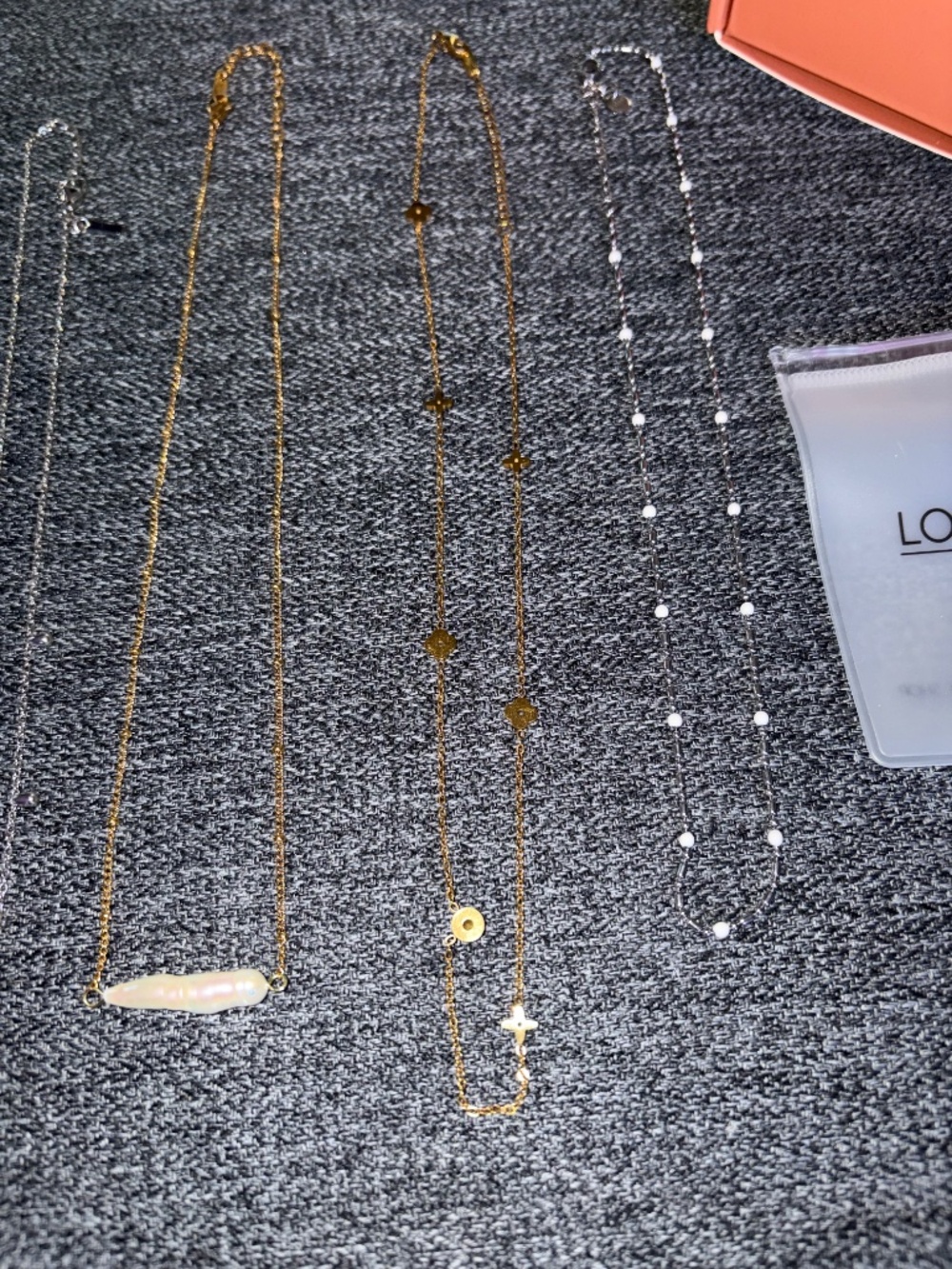 Louise Carter (6) necklaces - Picture 4 of 4